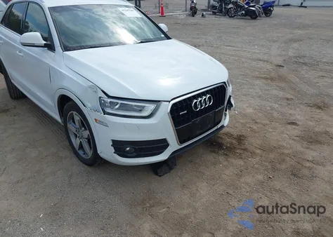 2015 Audi Q3 2.0T Premium Plus z USA, uszkodzony, nr VIN WA1EFCFSXFR011410
